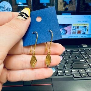 Elegant Gold Tone Leaf Drop Earrings